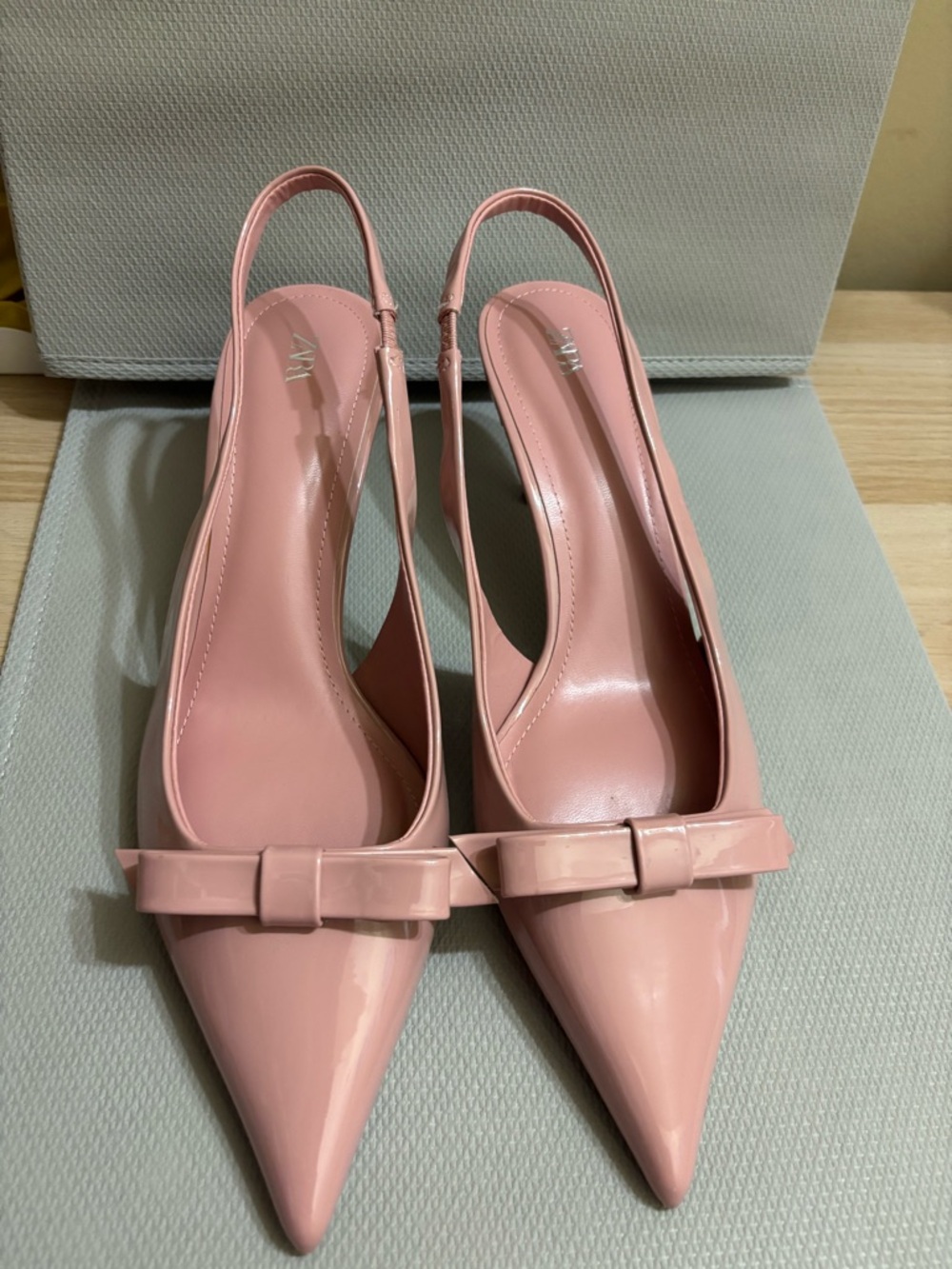 ZARA Blush Pink Patent Slingback Heels Bow Detail EU 41